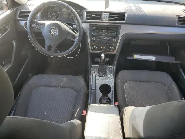 2012 VOLKSWAGEN PASSAT S  