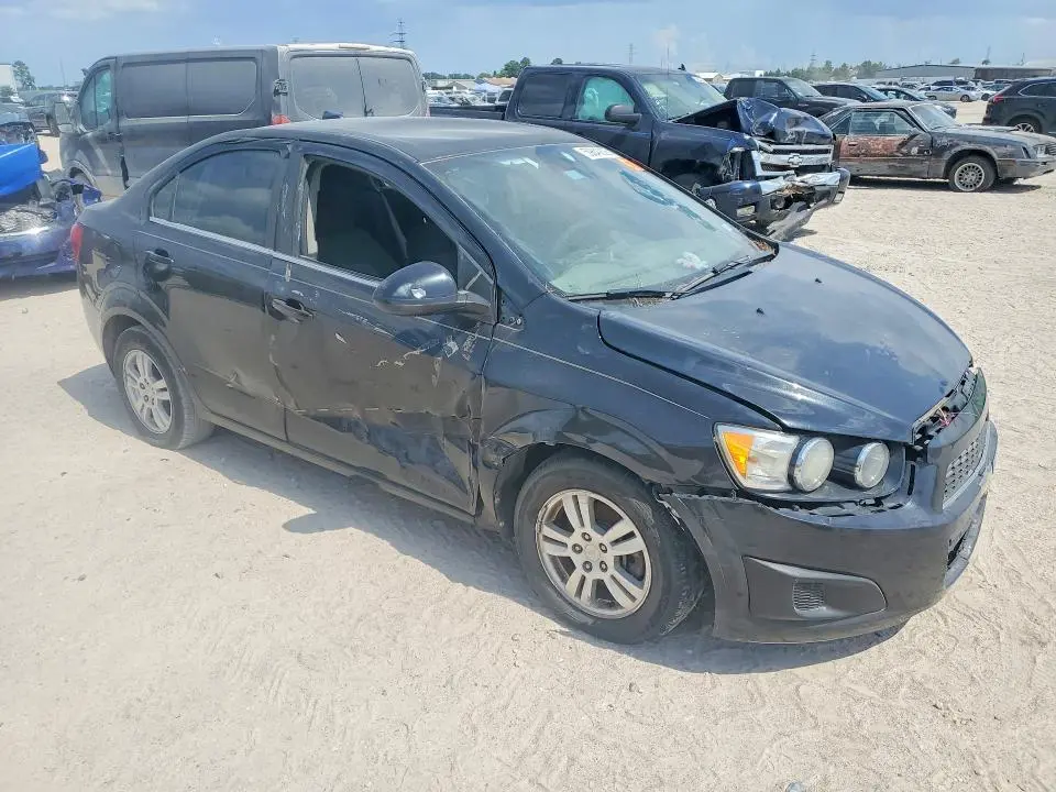 2013 CHEVROLET SONIC LT  