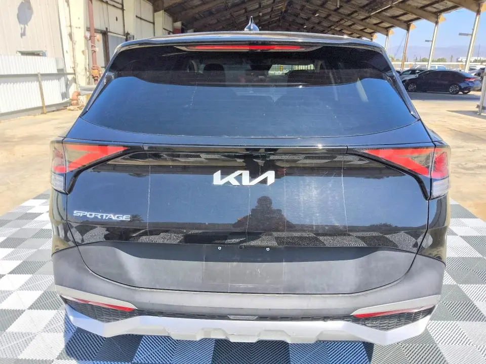 2023 KIA SPORTAGE LX  