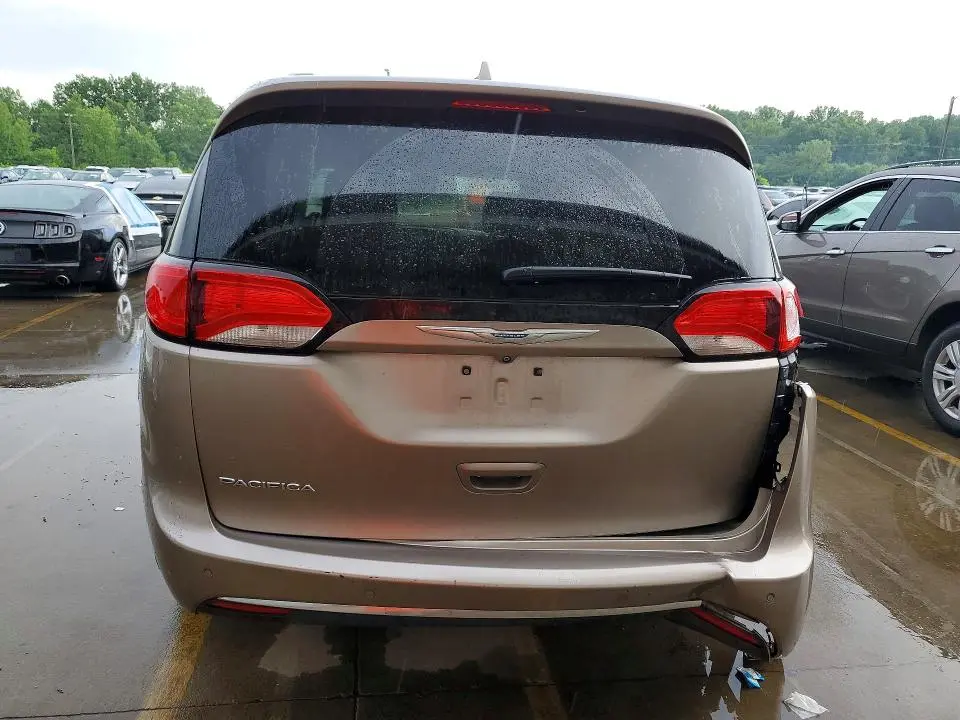 2017 CHRYSLER PACIFICA   