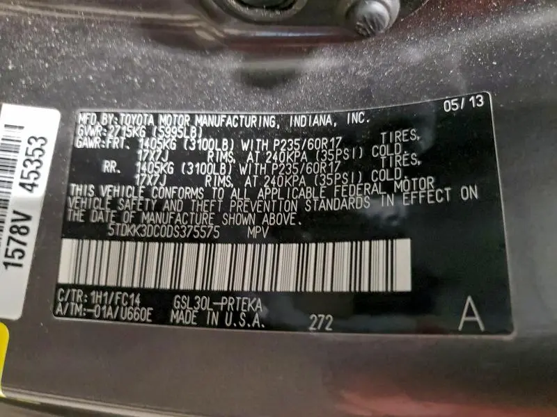 2013 TOYOTA SIENNA LE  