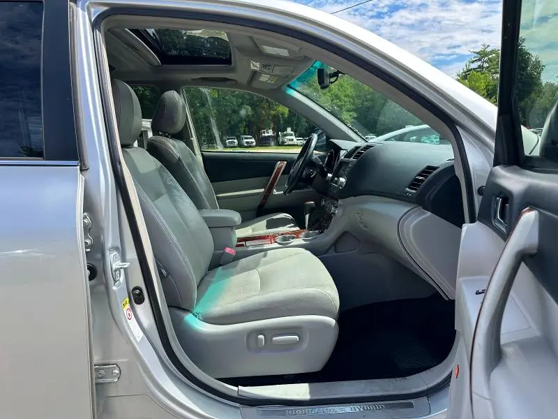 2012 TOYOTA HIGHLANDER HYBRID LIMITED  