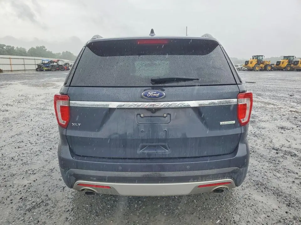 2017 FORD EXPLORER XLT  