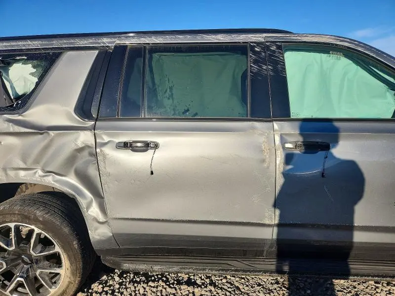 2023 CHEVROLET SUBURBAN K1500 RST  