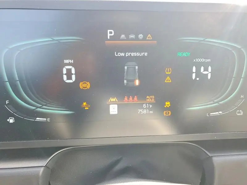 2026 KIA NIRO LX  