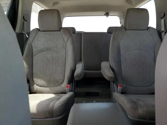 2013 GMC ACADIA SLE  
