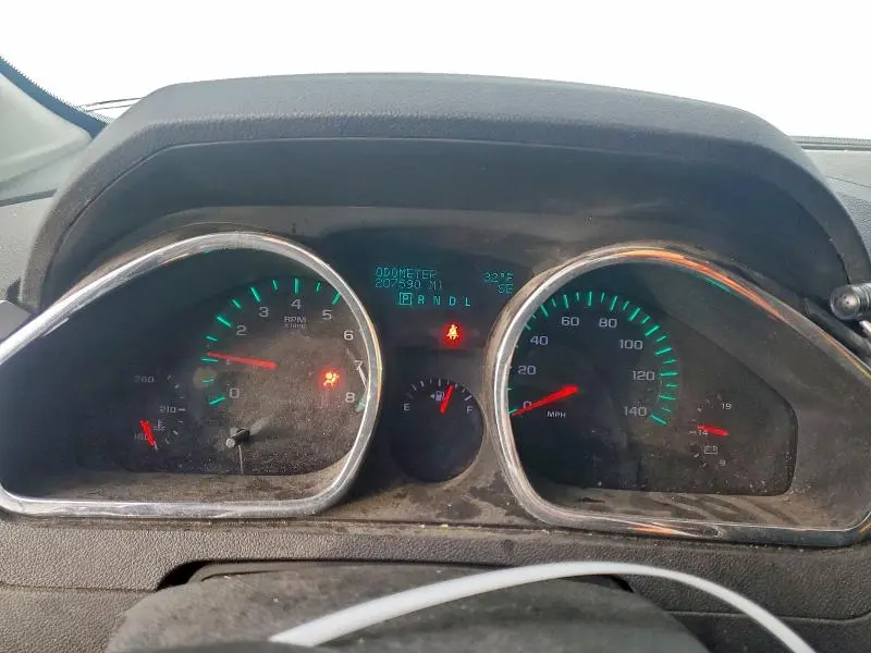 2011 CHEVROLET TRAVERSE LT  