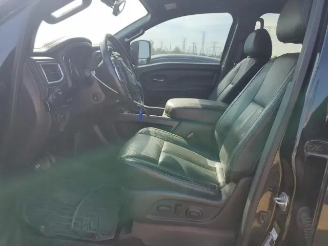 2019 NISSAN TITAN SV  