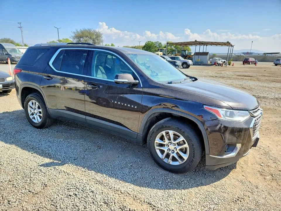 2018 CHEVROLET TRAVERSE LT  