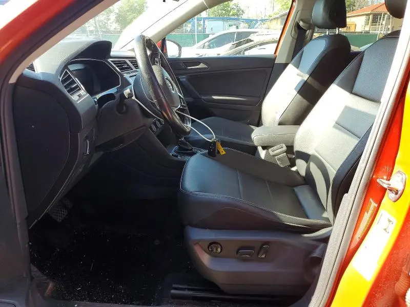 2019 VOLKSWAGEN TIGUAN SE  