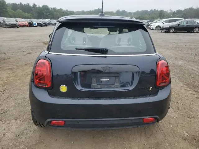 2022 MINI COOPER SE  