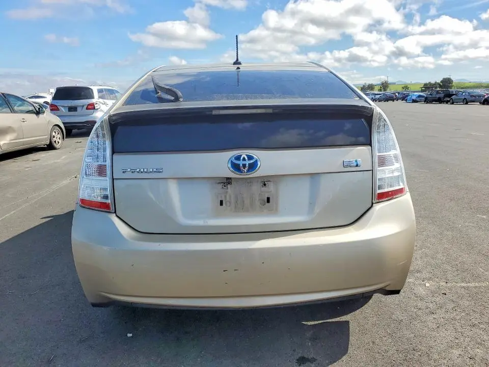 2010 TOYOTA PRIUS II  