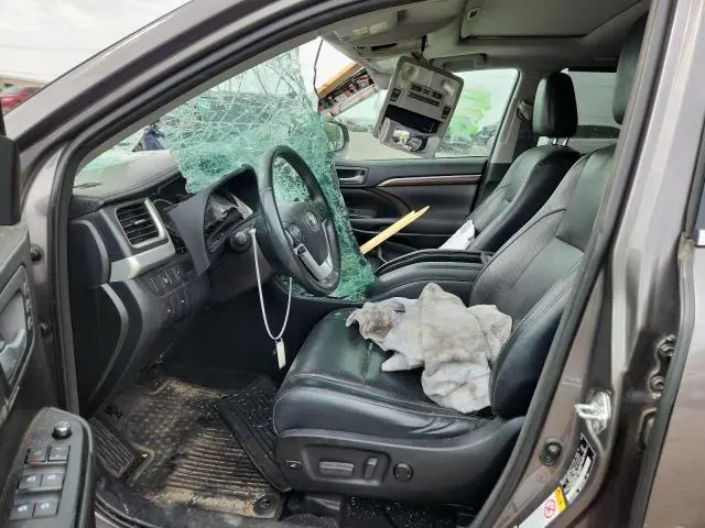 2016 TOYOTA HIGHLANDER LIMITED  