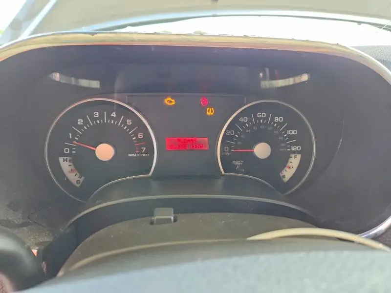 2010 FORD EXPLORER XLT  