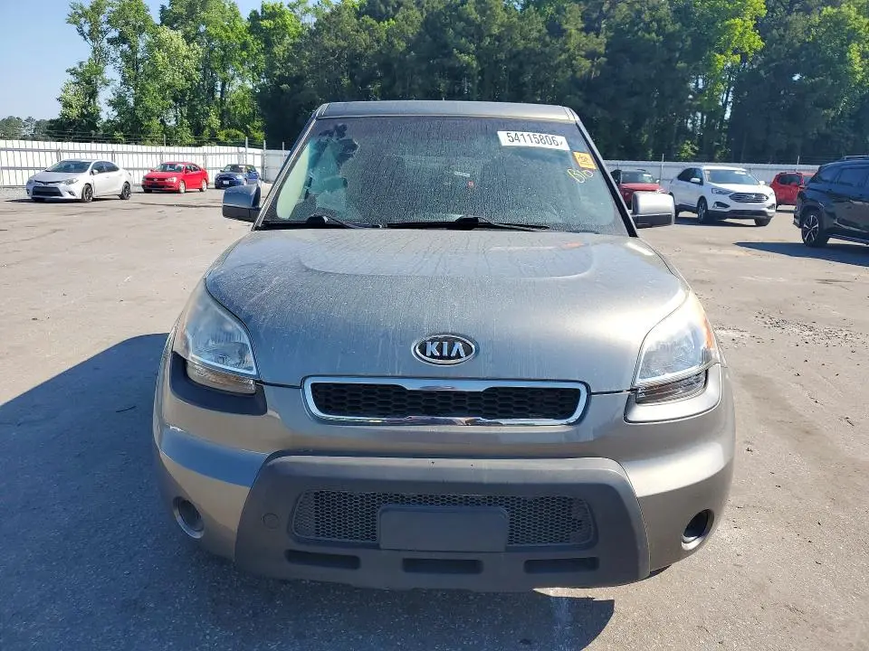 2011 KIA SOUL +  