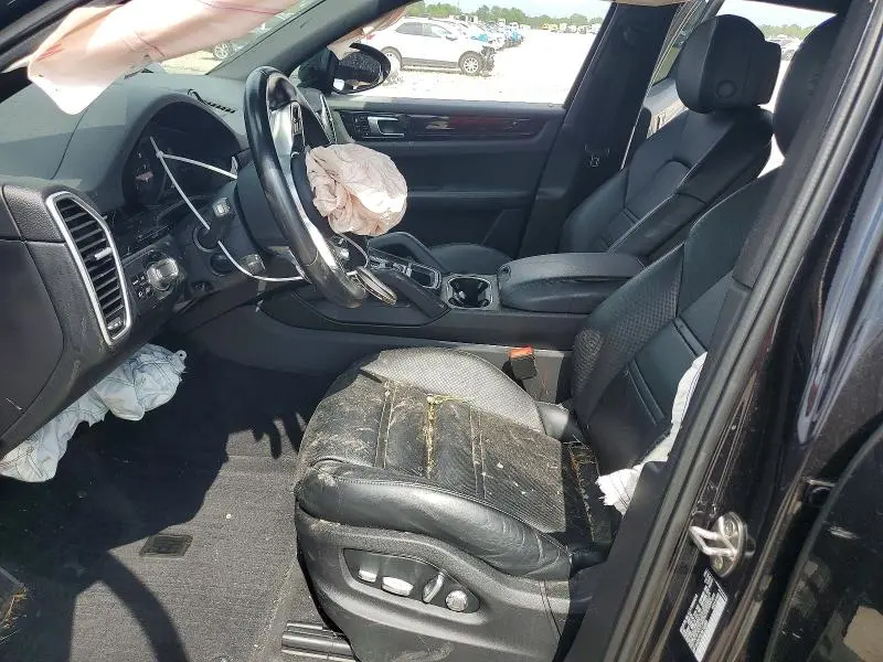2020 PORSCHE CAYENNE   
