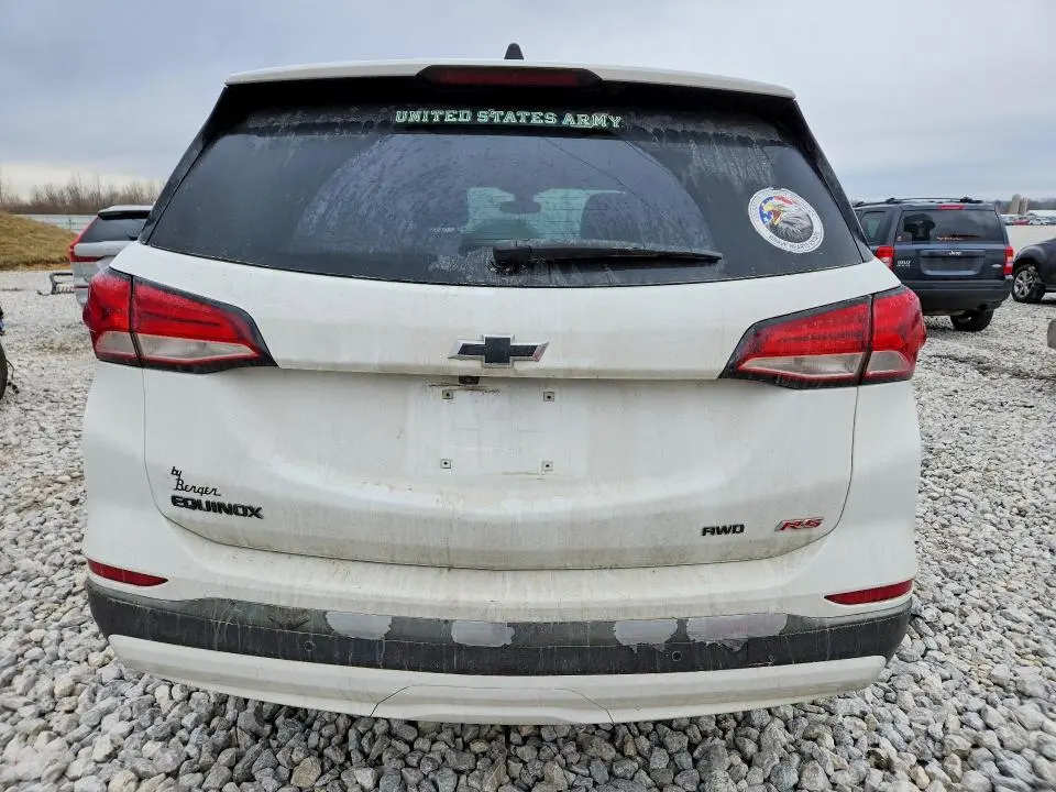 2022 CHEVROLET EQUINOX RS  