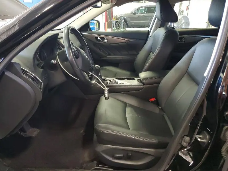 2016 INFINITI Q50 2.0T  