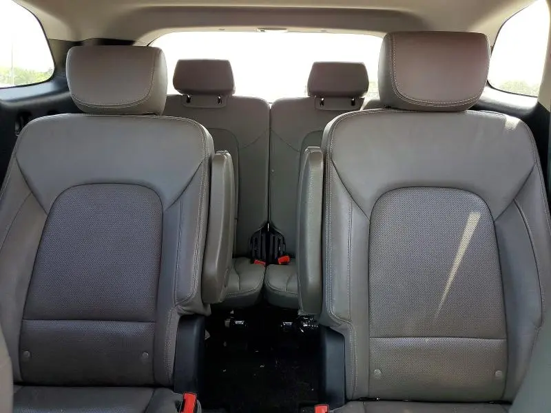 2016 HYUNDAI SANTA FE LIMITED  
