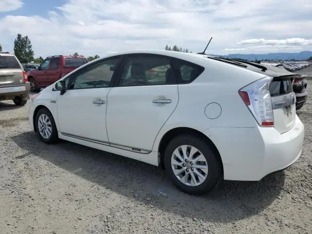 2012 TOYOTA PRIUS PLUG-IN   