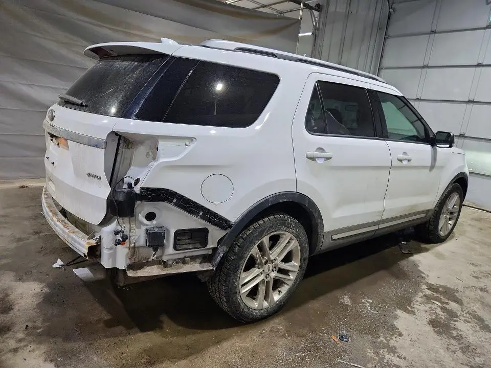 2017 FORD EXPLORER XLT  