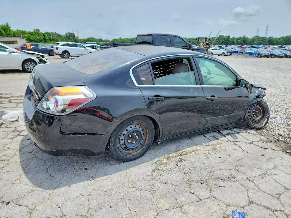 2011 NISSAN ALTIMA BASE  