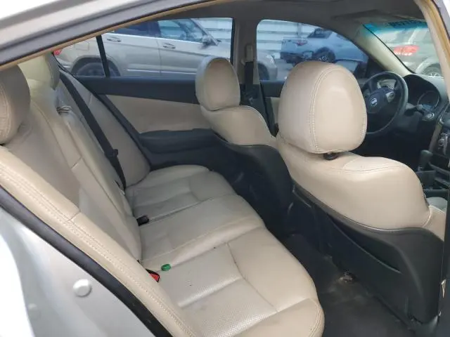 2010 NISSAN MAXIMA S  