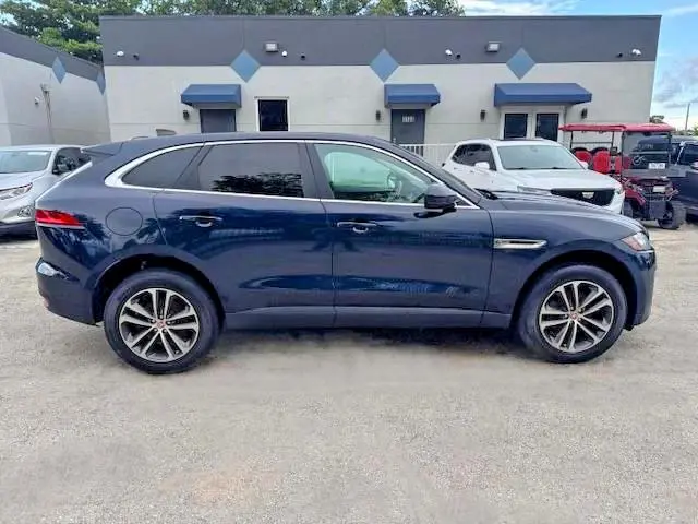 2020 JAGUAR F-PACE PREMIUM  