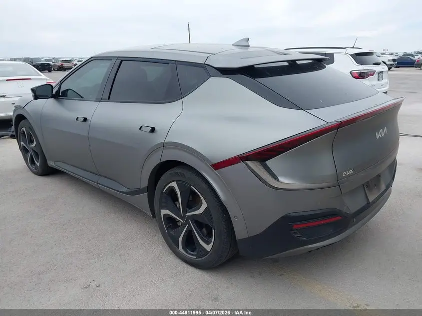 2022 KIA EV6 GT-LINE