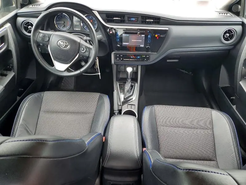 2019 TOYOTA COROLLA SE  