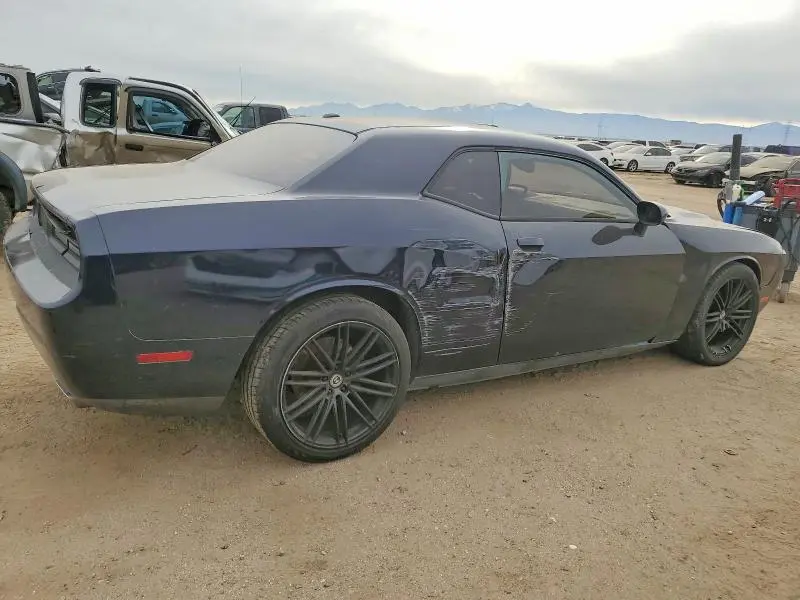 2012 DODGE CHALLENGER SXT  