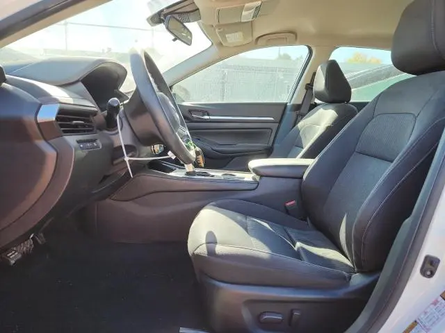 2023 NISSAN ALTIMA SV  