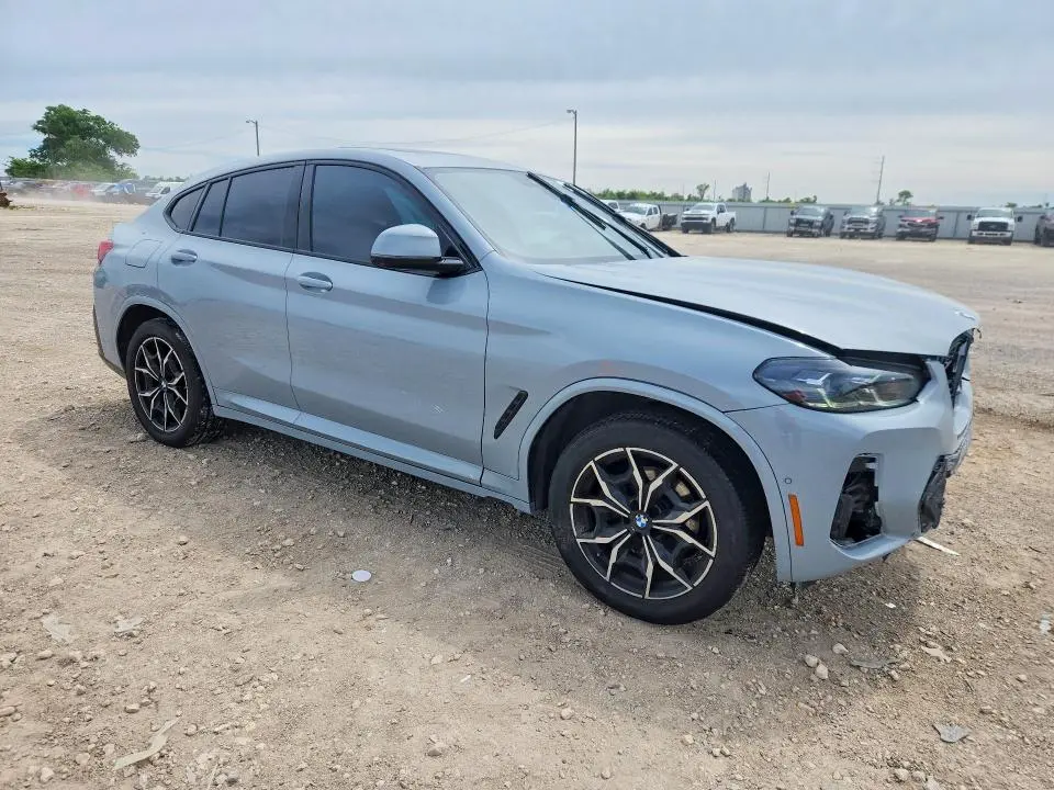 2024 BMW X4 XDRIVE30I  