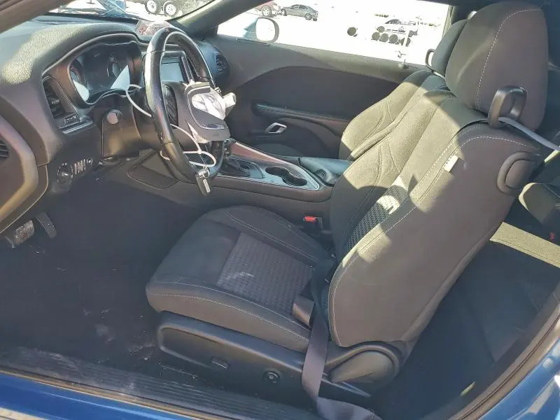 2021 DODGE CHALLENGER SXT  