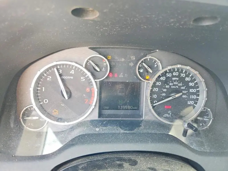 2014 TOYOTA TUNDRA SR5  