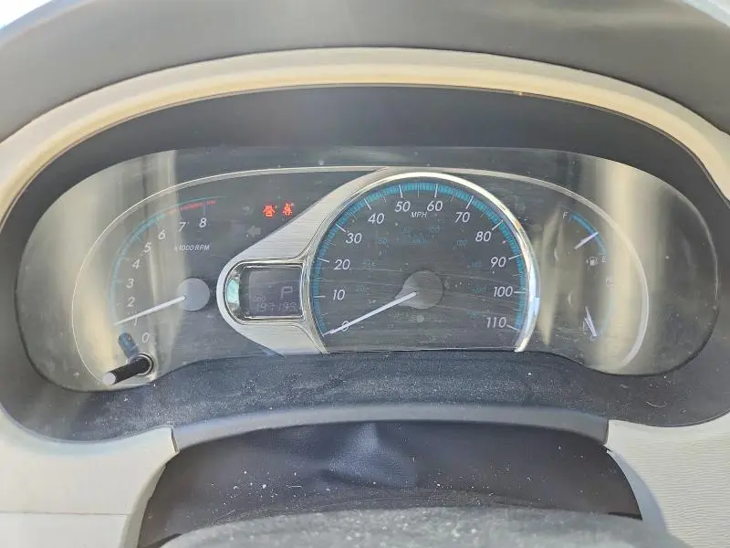 2013 TOYOTA SIENNA XLE 8-PASSENGER  