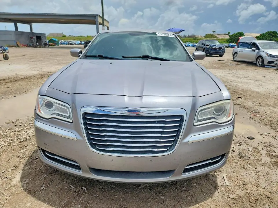 2014 CHRYSLER 300   