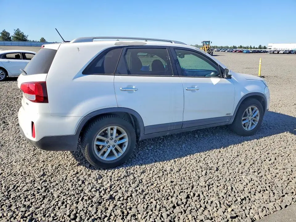 2014 KIA SORENTO LX  