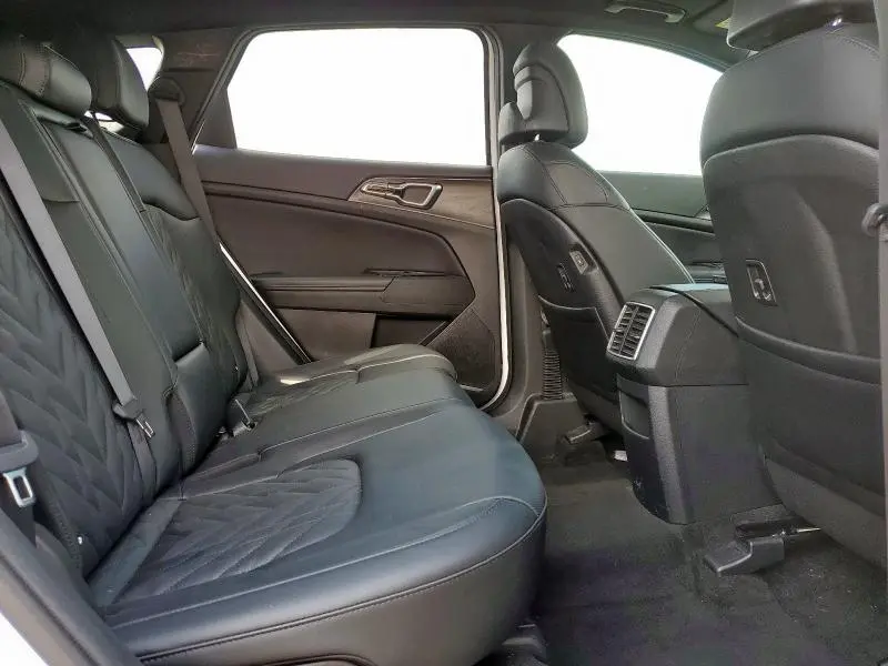 2023 KIA SPORTAGE X-PRO  