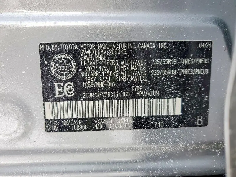 2024 TOYOTA RAV4 XLE  