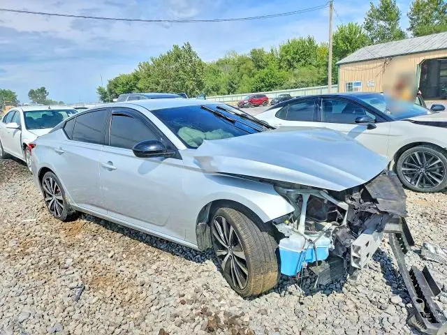 2020 NISSAN ALTIMA SR  