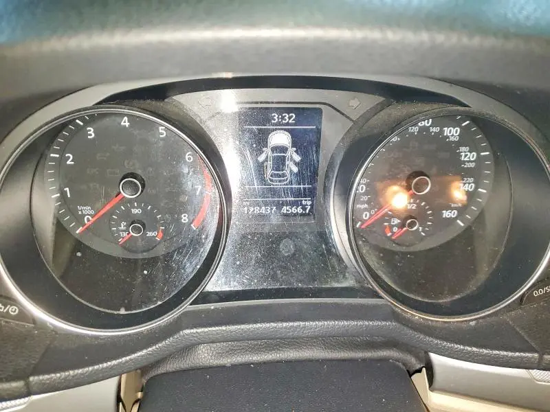 2017 VOLKSWAGEN PASSAT S  