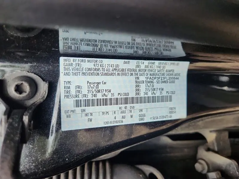 2015 FORD FOCUS SE  