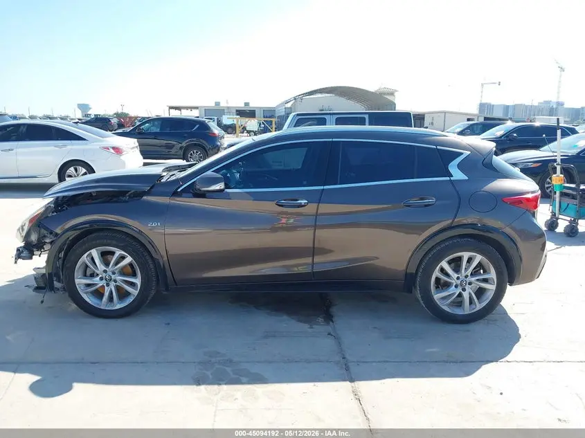 2018 INFINITI QX30 PREMIUM