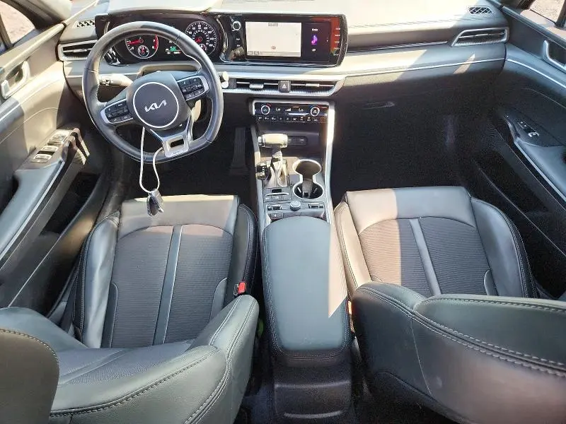 2024 KIA K5 GT LINE  