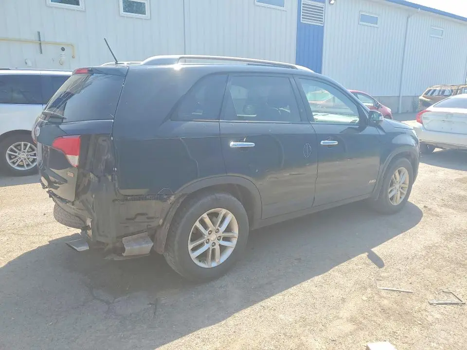 2015 KIA SORENTO LX  