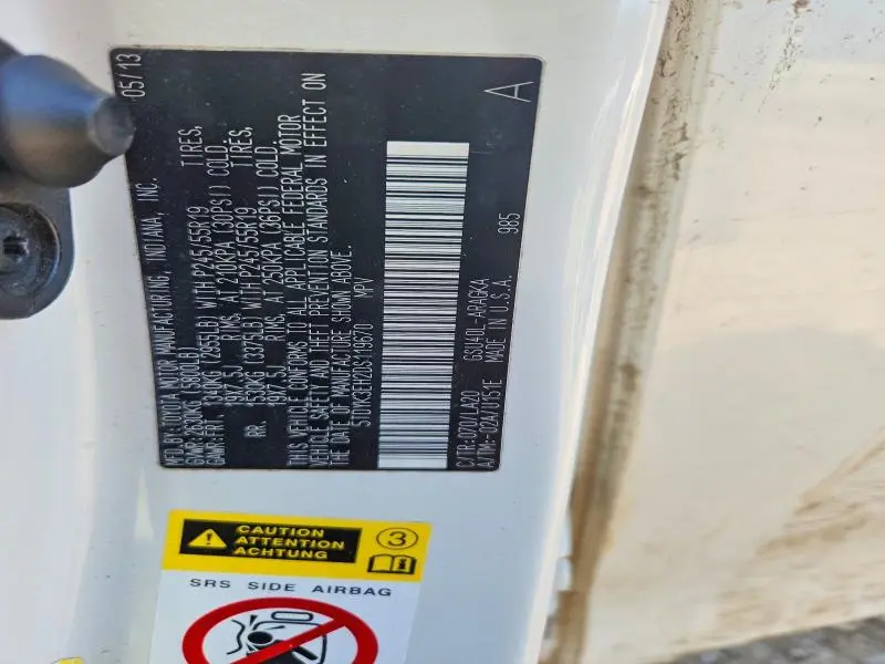 2013 TOYOTA HIGHLANDER LIMITED  