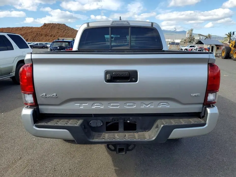 2023 TOYOTA TACOMA SR V6  