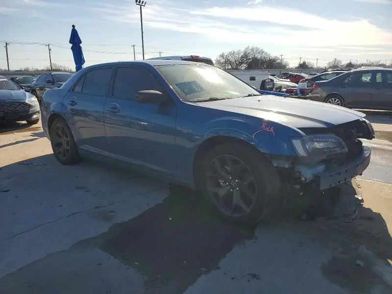 2023 CHRYSLER 300 TOURING  