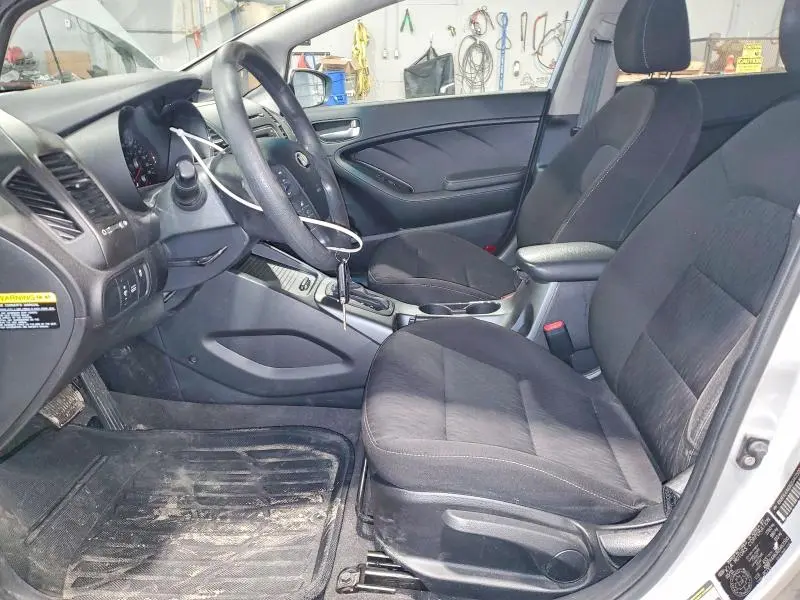 2016 KIA FORTE LX  